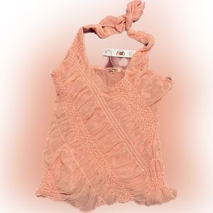 Strapless shirt for comfy wear! Look classy in peach!!